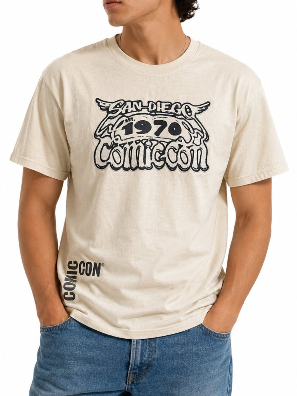 San Diego Comic Con Graphic Shirt Men Large Eggshell